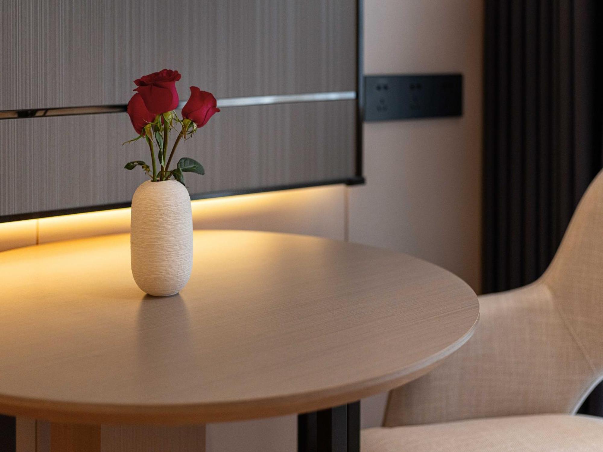 Lavande International Hotel Guangzhou Taikoo Hui Square Shipaiqiao Metro Station Branch - Free Shuttle Bus To Canton Fair Complex During Canton Fair Period & Free Vpn Internet Access Exterior photo