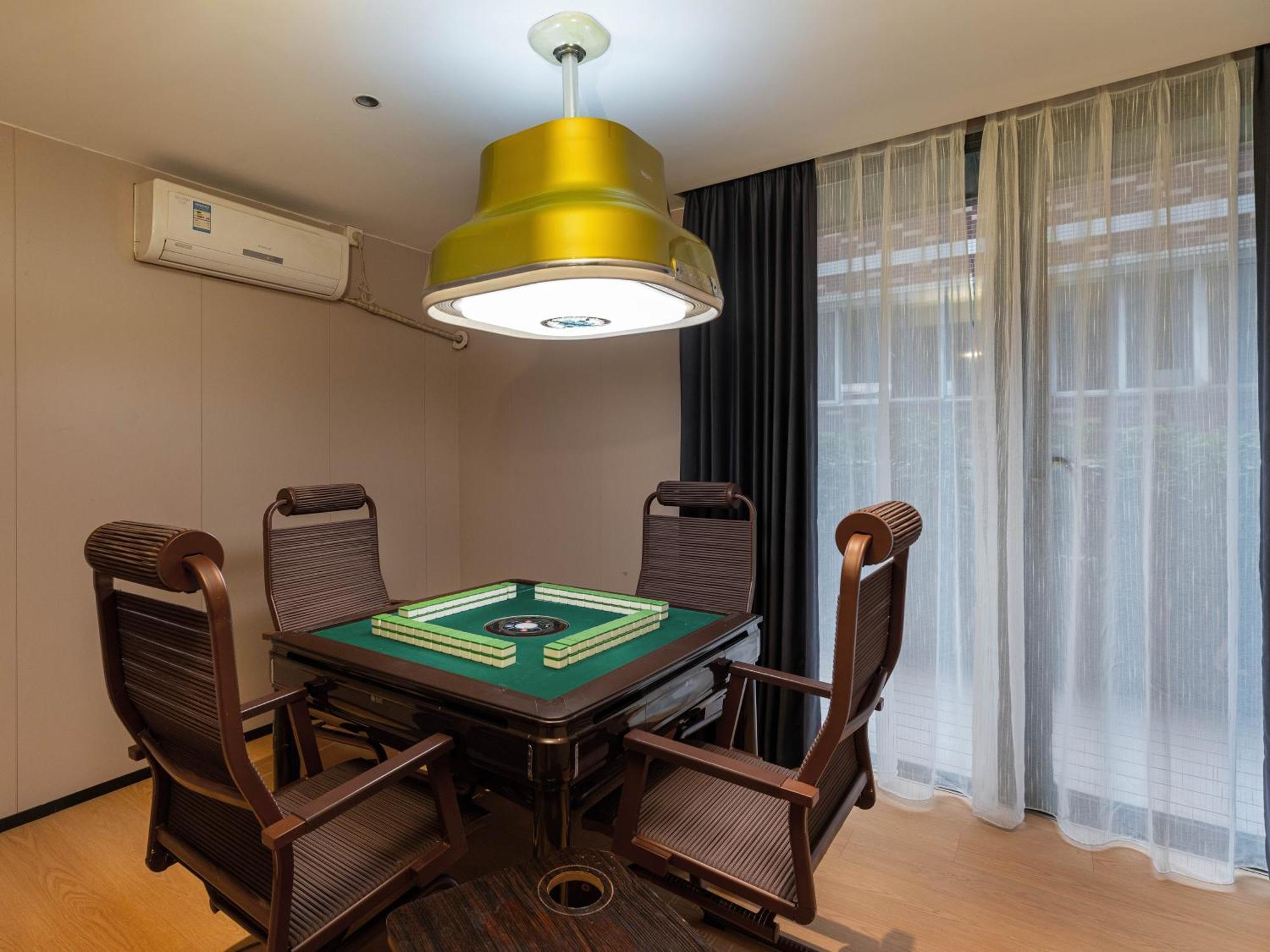 Lavande International Hotel Guangzhou Taikoo Hui Square Shipaiqiao Metro Station Branch - Free Shuttle Bus To Canton Fair Complex During Canton Fair Period & Free Vpn Internet Access Exterior photo