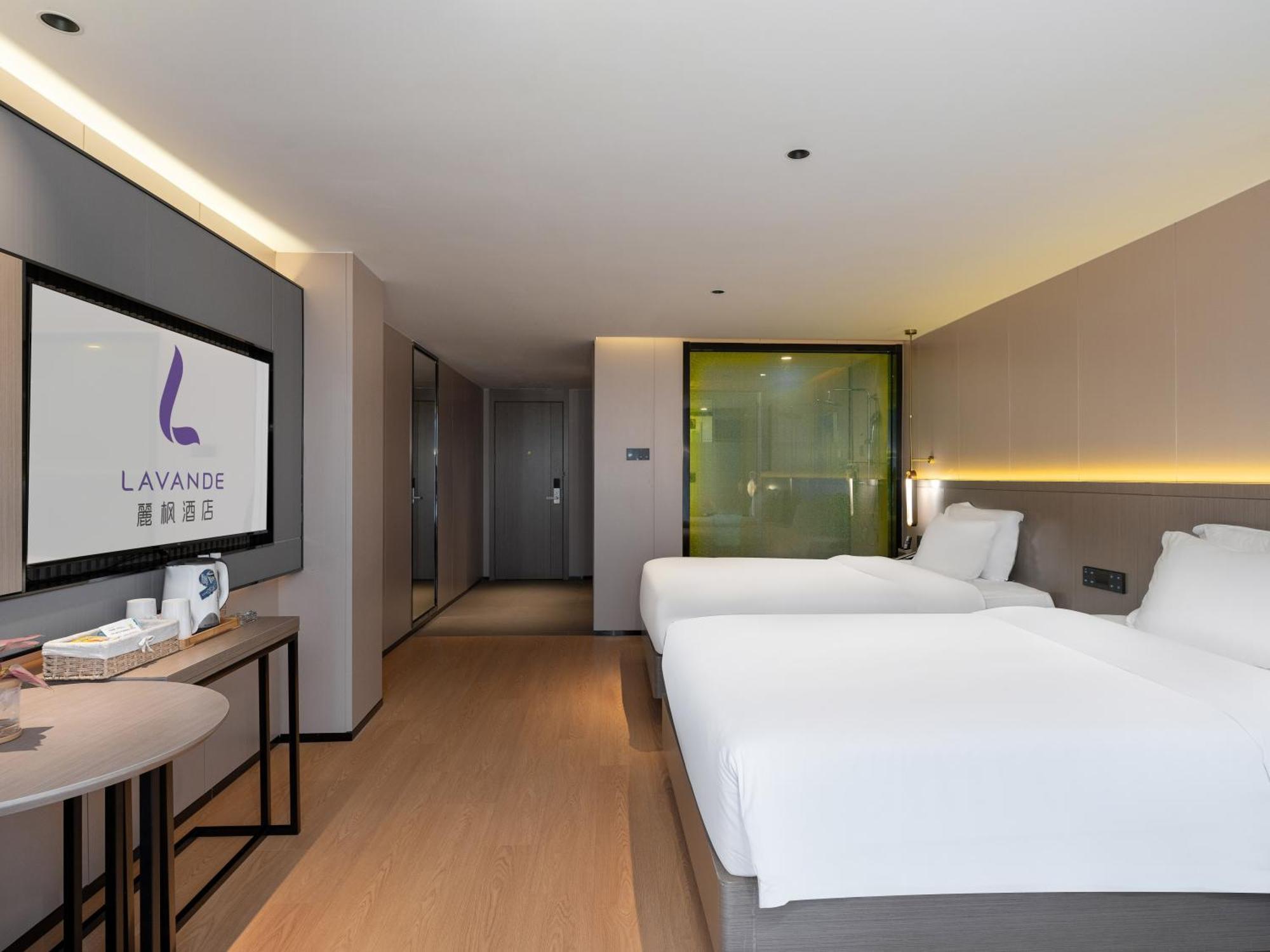 Lavande International Hotel Guangzhou Taikoo Hui Square Shipaiqiao Metro Station Branch - Free Shuttle Bus To Canton Fair Complex During Canton Fair Period & Free Vpn Internet Access Exterior photo