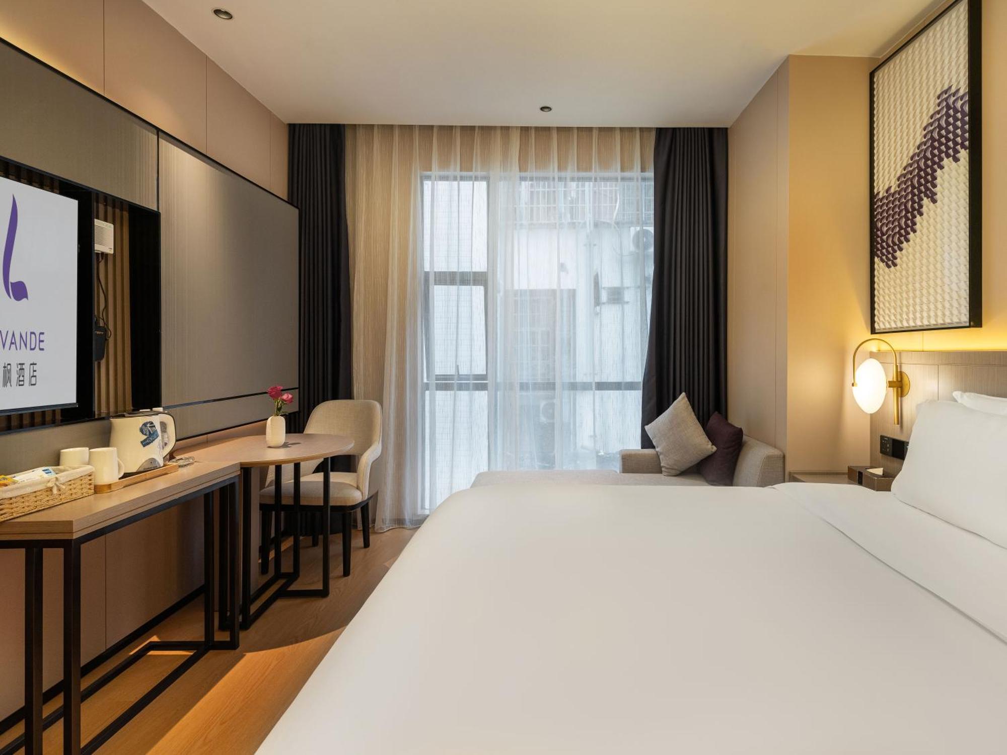 Lavande International Hotel Guangzhou Taikoo Hui Square Shipaiqiao Metro Station Branch - Free Shuttle Bus To Canton Fair Complex During Canton Fair Period & Free Vpn Internet Access Exterior photo