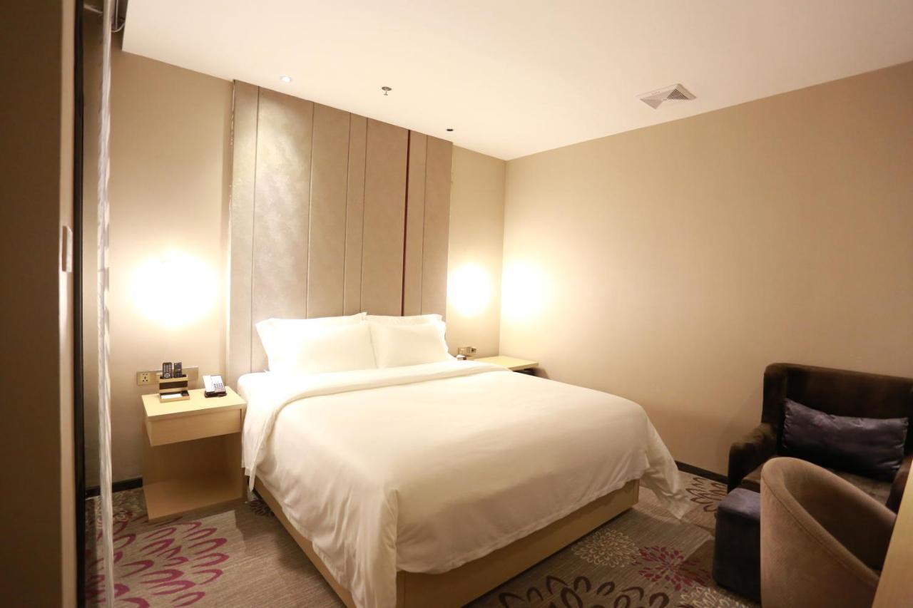 Lavande International Hotel Guangzhou Taikoo Hui Square Shipaiqiao Metro Station Branch - Free Shuttle Bus To Canton Fair Complex During Canton Fair Period & Free Vpn Internet Access Exterior photo