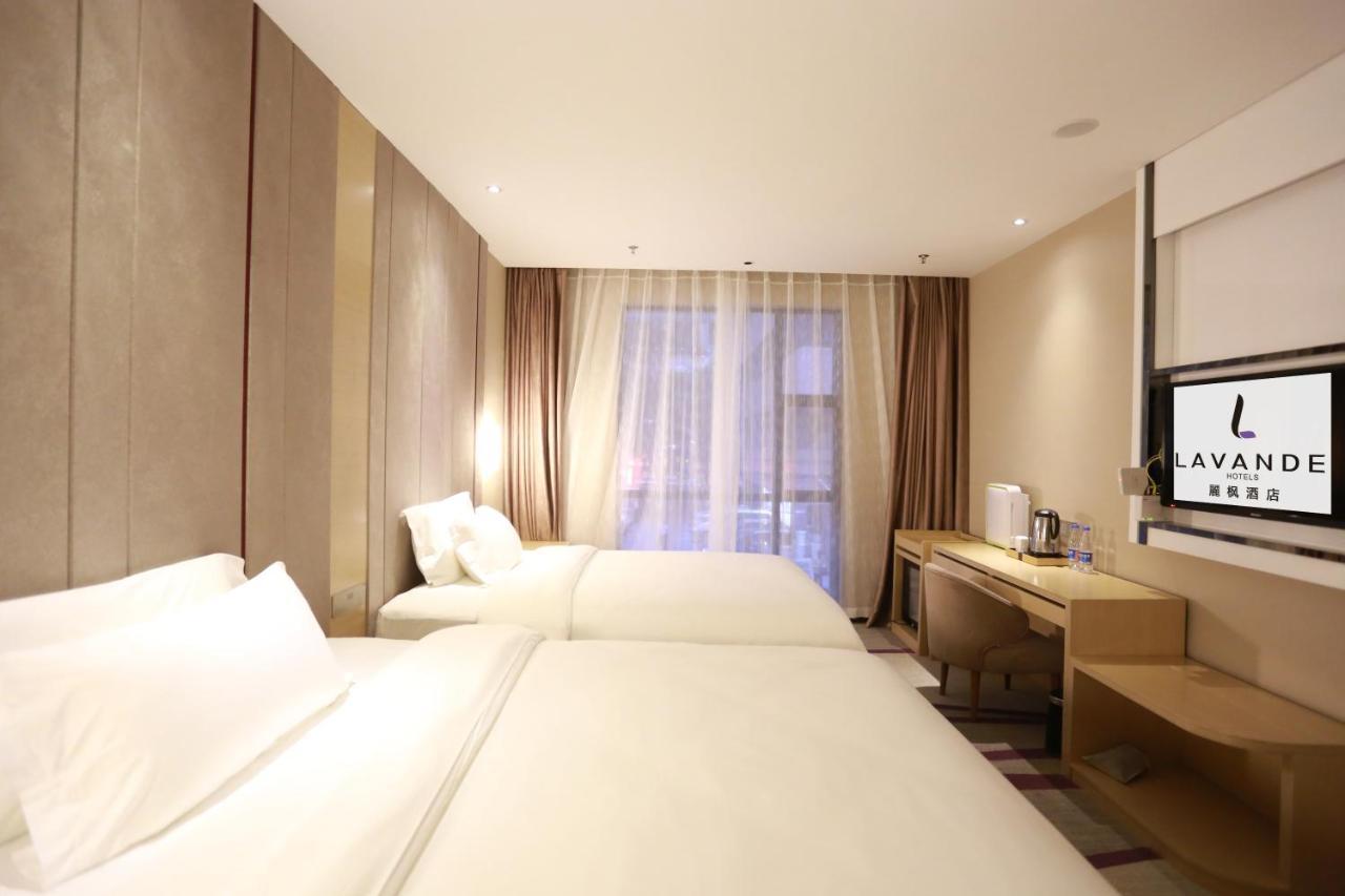Lavande International Hotel Guangzhou Taikoo Hui Square Shipaiqiao Metro Station Branch - Free Shuttle Bus To Canton Fair Complex During Canton Fair Period & Free Vpn Internet Access Exterior photo