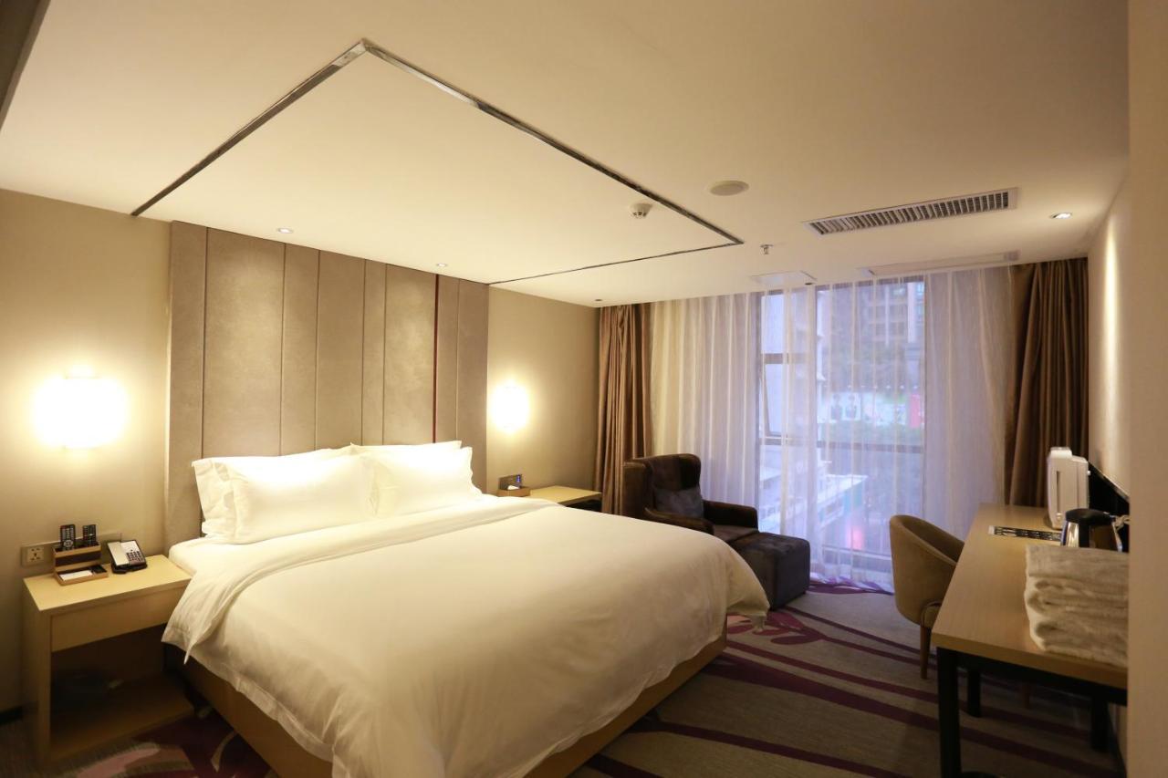 Lavande International Hotel Guangzhou Taikoo Hui Square Shipaiqiao Metro Station Branch - Free Shuttle Bus To Canton Fair Complex During Canton Fair Period & Free Vpn Internet Access Exterior photo