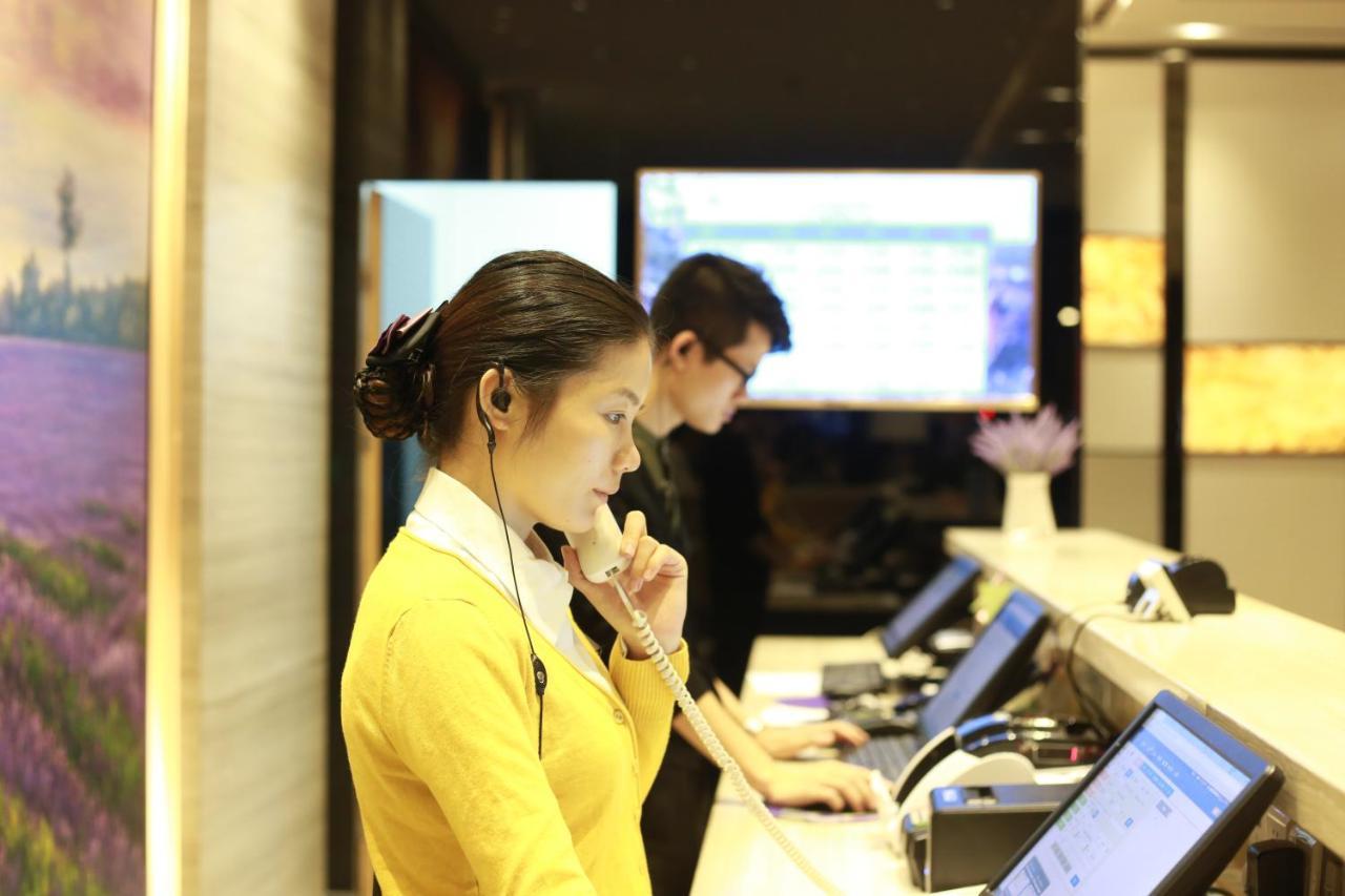 Lavande International Hotel Guangzhou Taikoo Hui Square Shipaiqiao Metro Station Branch - Free Shuttle Bus To Canton Fair Complex During Canton Fair Period & Free Vpn Internet Access Exterior photo